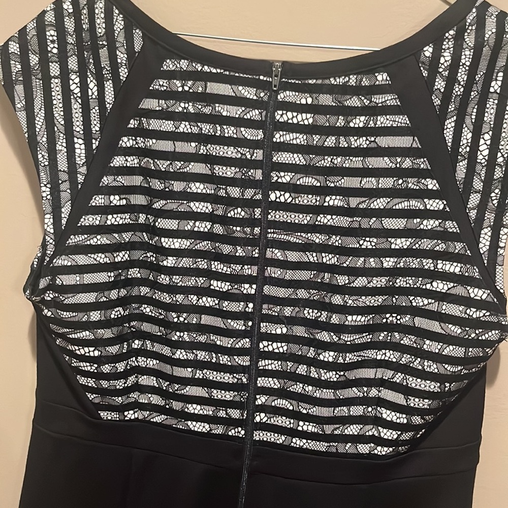 Gorgeous Dress by Apt. 9! Excellent Condition! - Picture 4 of 5